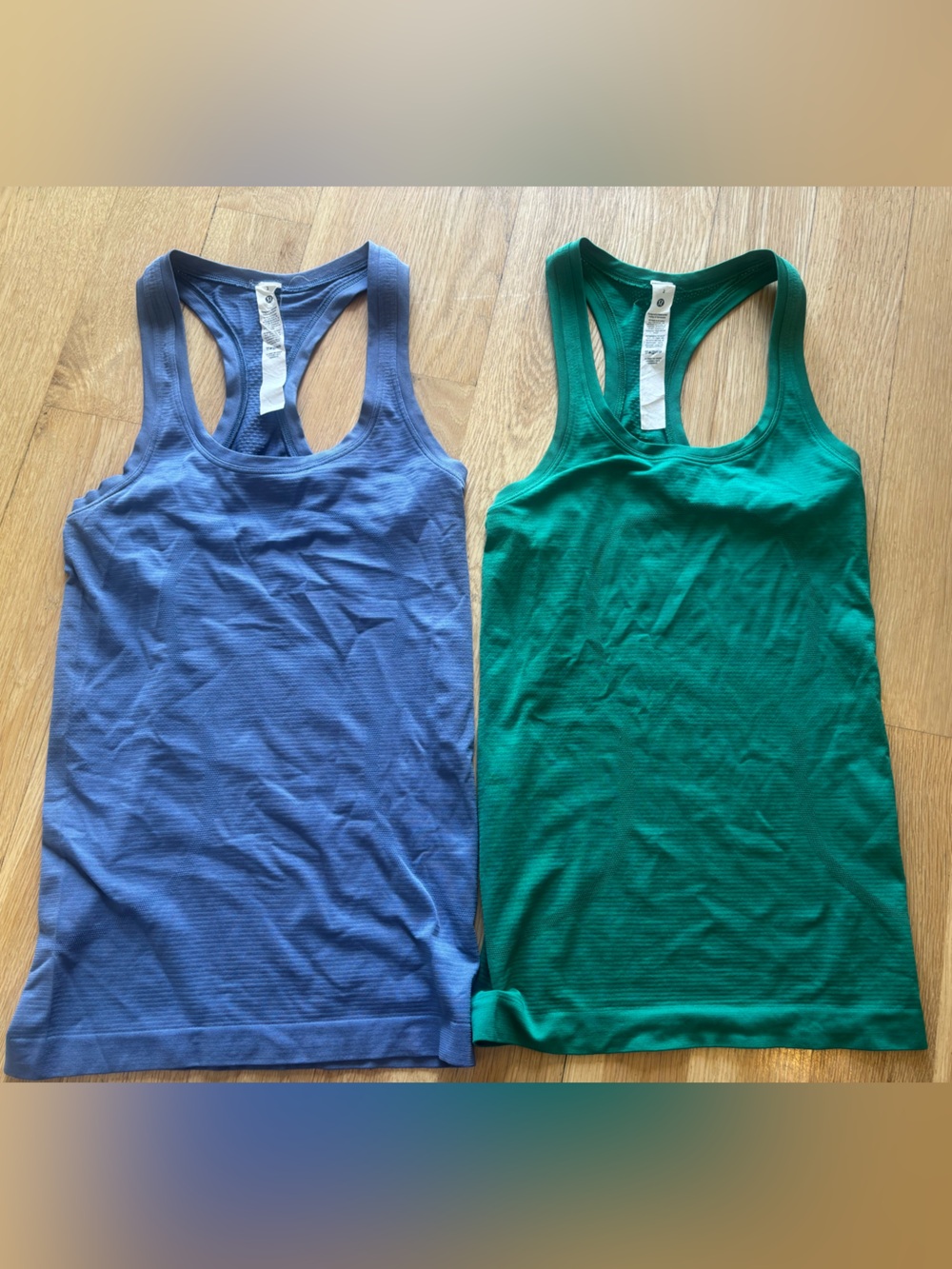 Women’s Lululemon (size 2) Ribbed Racerback Tank Top - Green and Blue